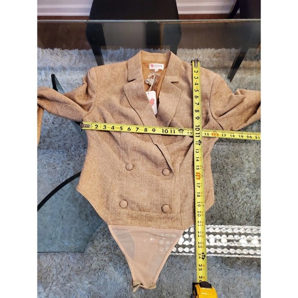 L' Atiste Beige Polyester Full Sleeve Notch Lapel Button Front Bodysuit Blazer M - Picture 10 of 11